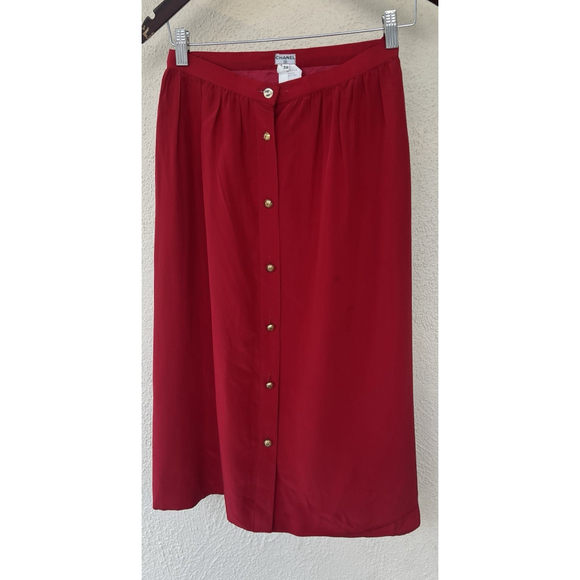 Chanel Vintage Red 100% Silk Button Front Skirt FR 38 Gold CC Buttons Luxury - Picture 1 of 12